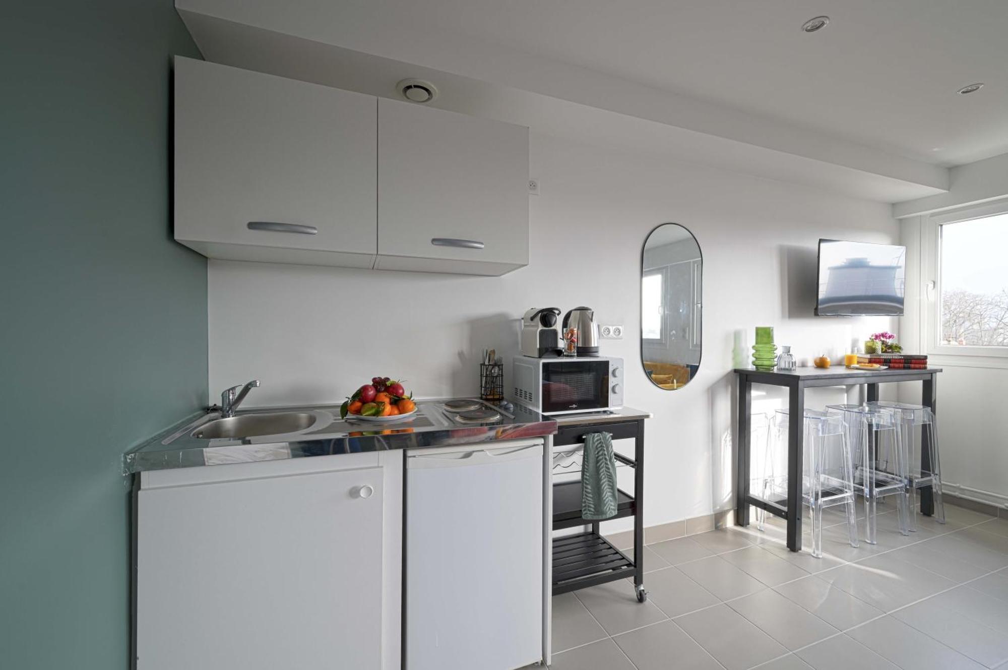 Modern Bright Apartment In Appart'Hotel Saint-Maur-des-Fossés Zewnętrze zdjęcie