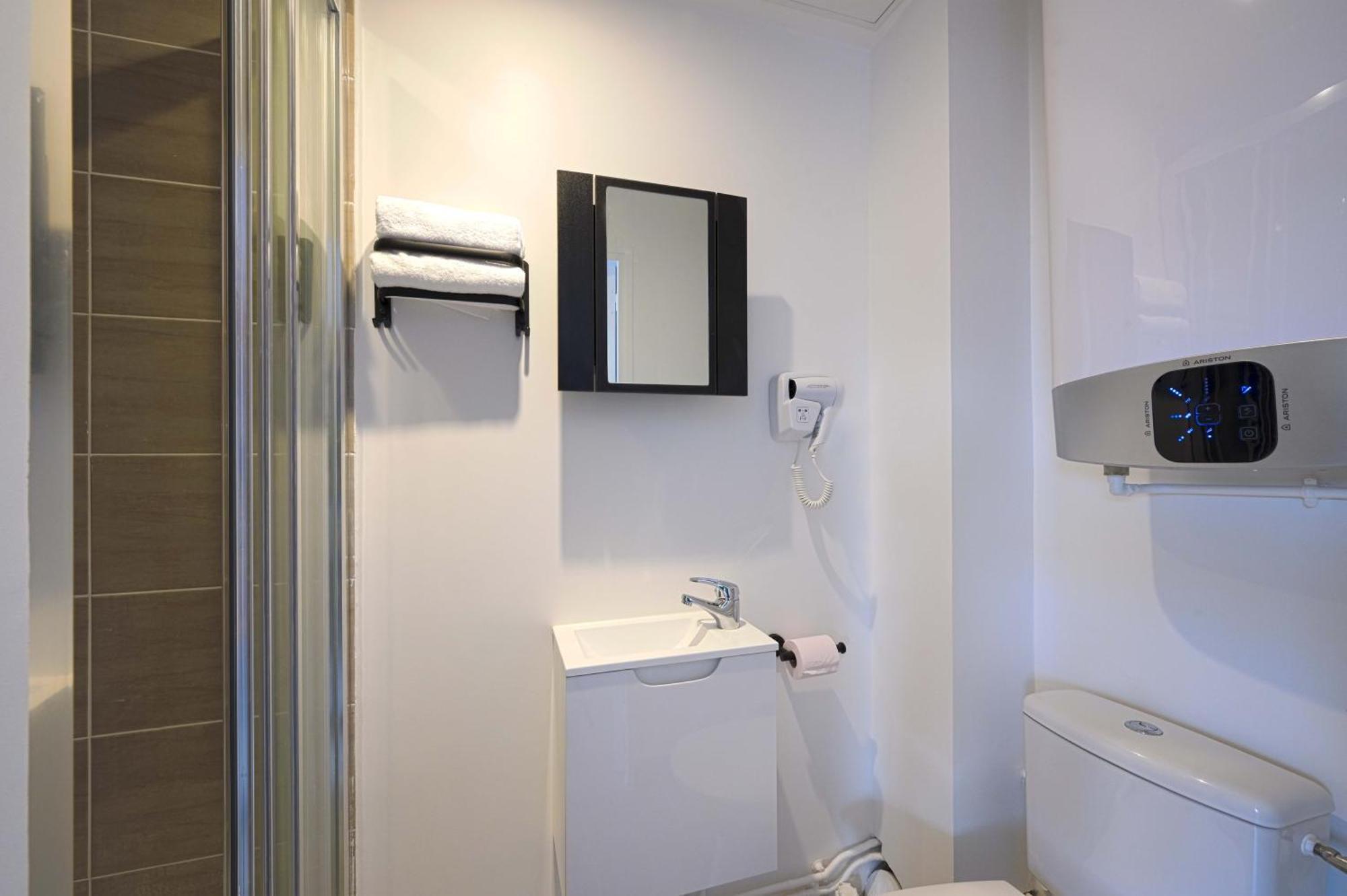 Modern Bright Apartment In Appart'Hotel Saint-Maur-des-Fossés Zewnętrze zdjęcie