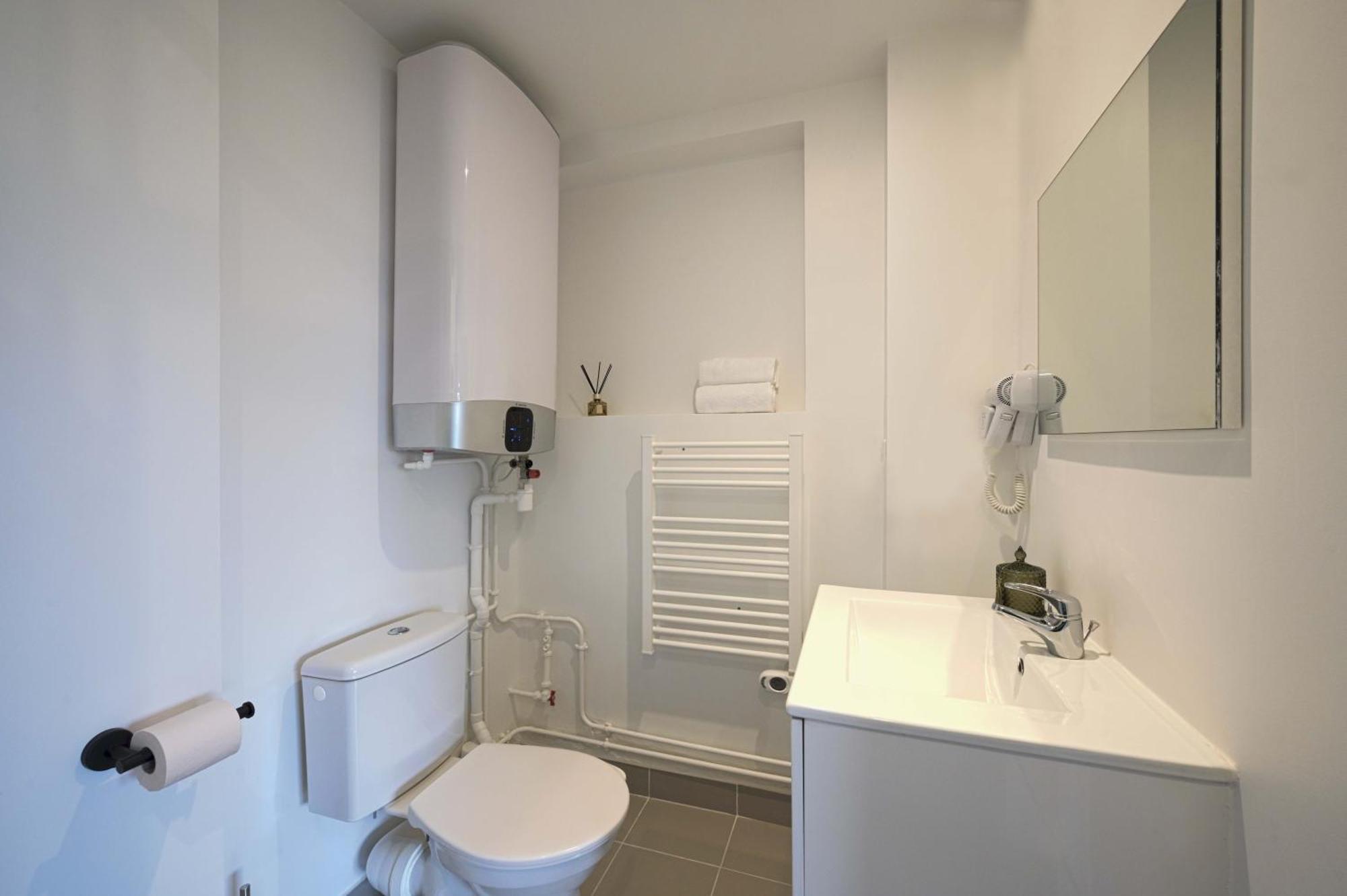 Modern Bright Apartment In Appart'Hotel Saint-Maur-des-Fossés Zewnętrze zdjęcie